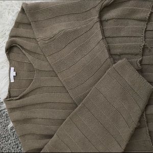 dont ask why ribbed crop sweater (american eagle)